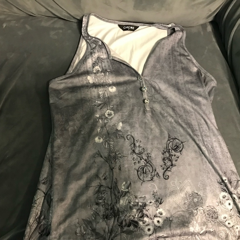 Grey and black top